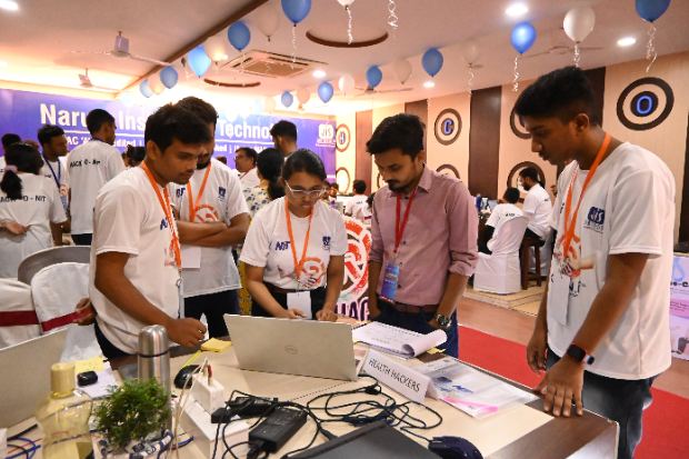 Jury at Hack-O-NIT hackathon